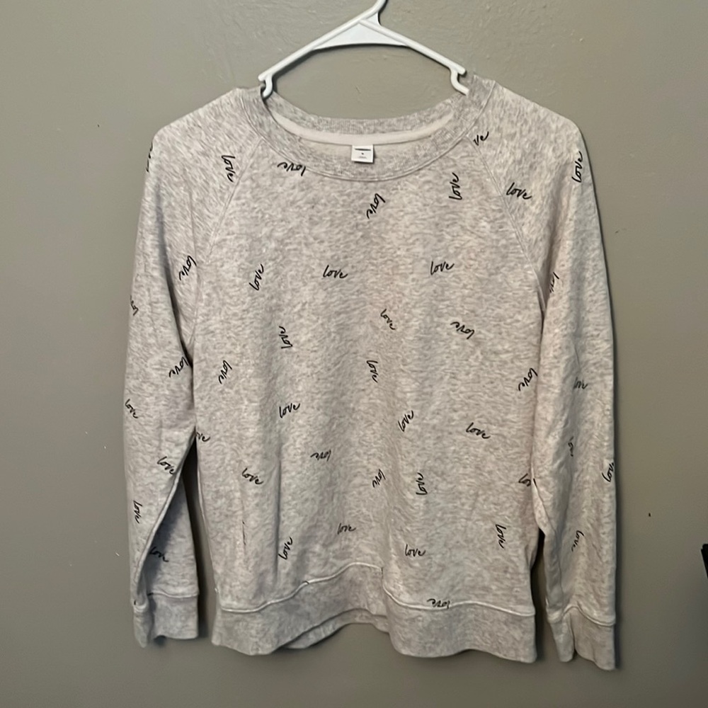 Old navy love crew neck sweater perfect condition